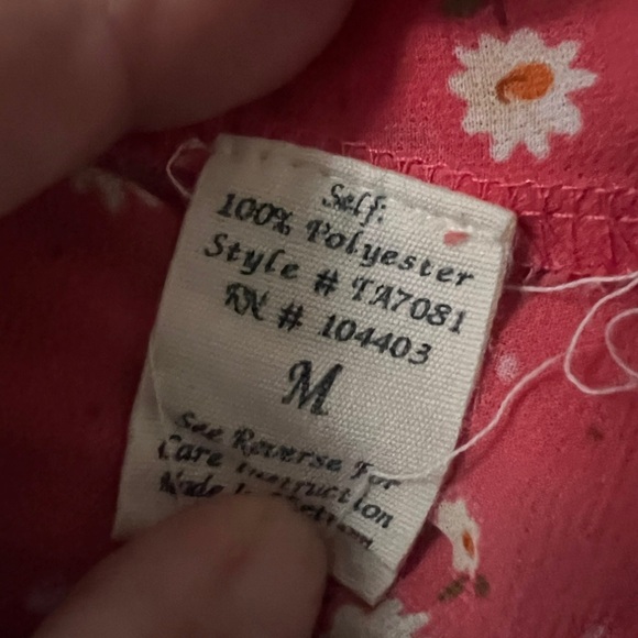 Mine Red Backless Tank Top Flower Buttons EUC M - Picture 9 of 11